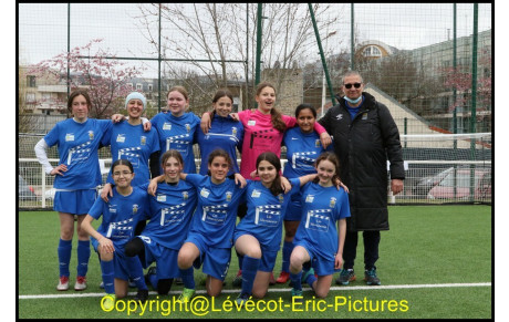 U15F : &quot;Des pipelettes réactivent...&quot;